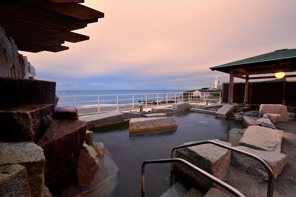 Inubosaki Onsen Renowned Hot Springs with Beautifying Properties